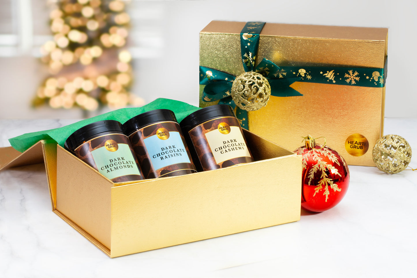 CHRISTMAS GOLDEN HAMPER 4