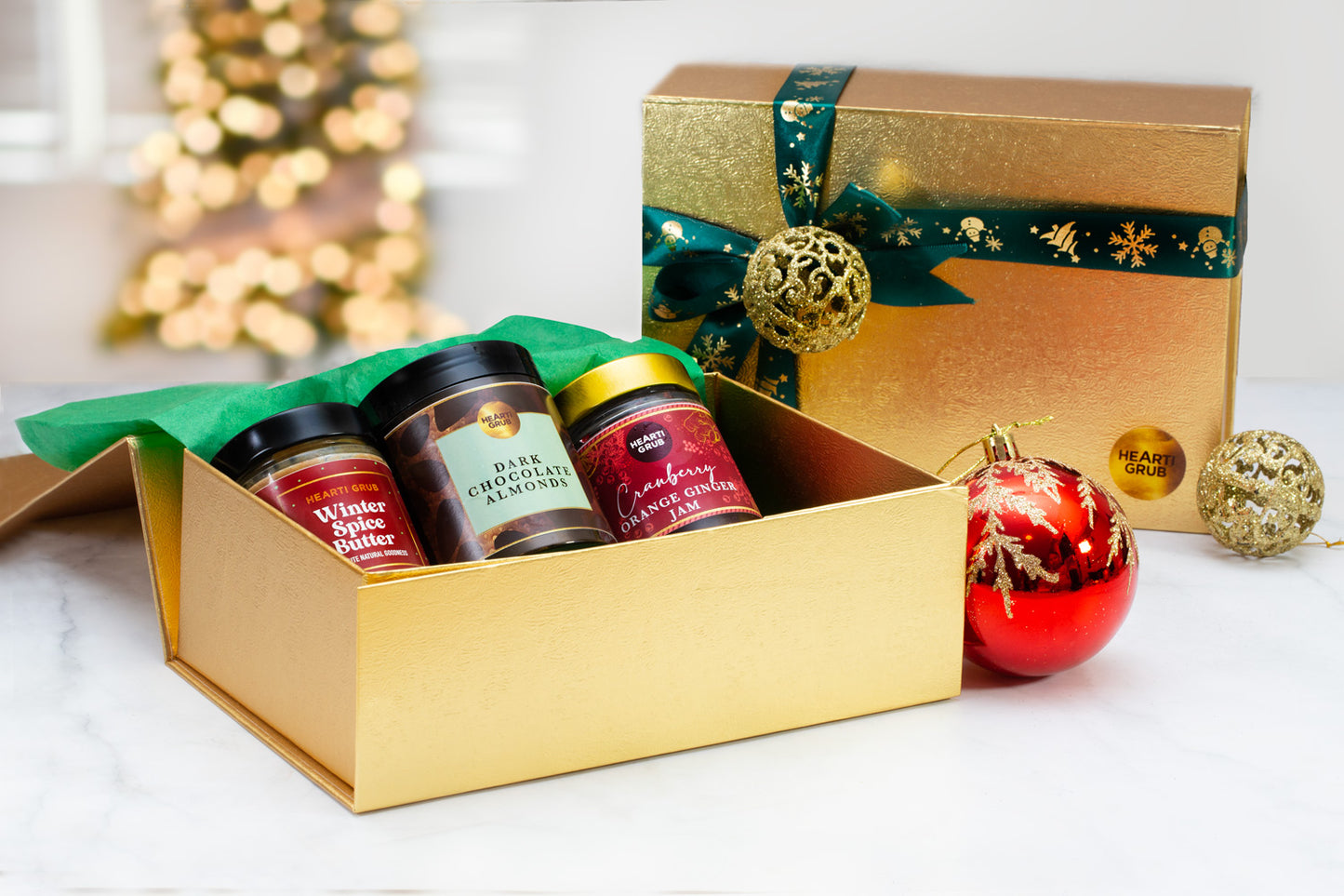 CHRISTMAS GOLDEN HAMPER 7