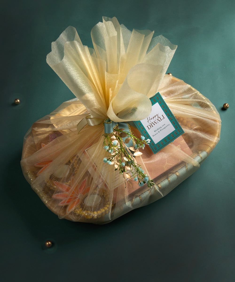 Bespoke Diwali gift. Thoughtful gifts. No Nasties. Clean Ingredients. UAE. Dubai. Abu Dhabi. Sharjah. Delivery throughout UAE. Nuts. Nut Butters
