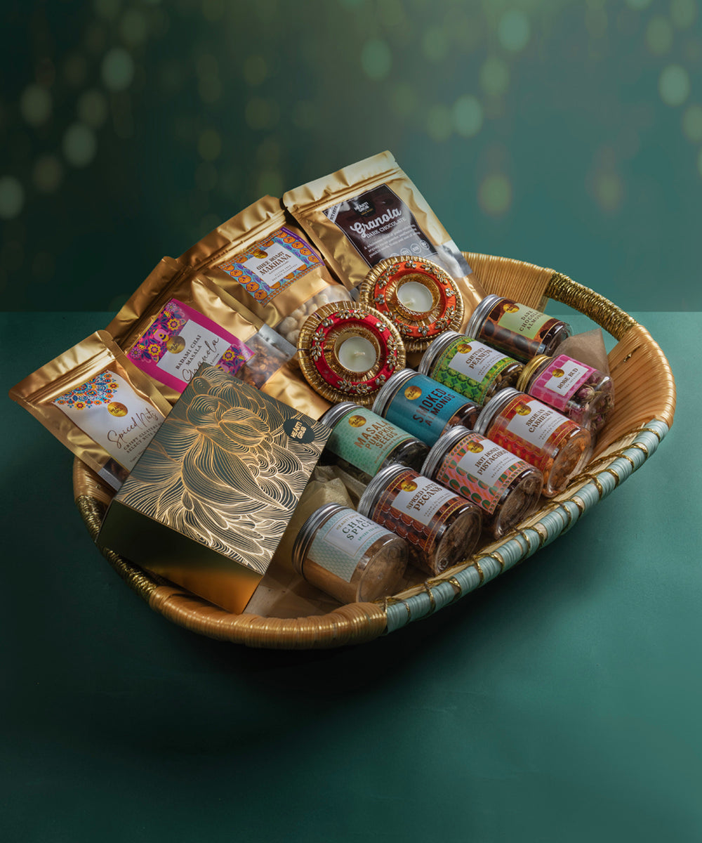 Bespoke Diwali gift. Thoughtful gifts. No Nasties. Clean Ingredients. UAE. Dubai. Abu Dhabi. Sharjah. Delivery throughout UAE. Nuts. Nut Butters
