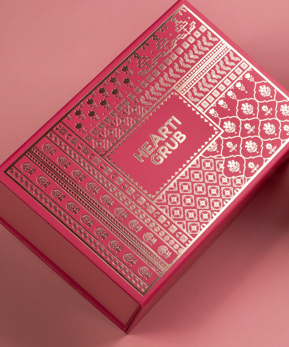 Bespoke Diwali gift. Thoughtful gifts. No Nasties. Clean Ingredients. UAE. Dubai. Abu Dhabi. Sharjah. Delivery throughout UAE. Nuts. Nut Butters. luxury gift. Gourmet
